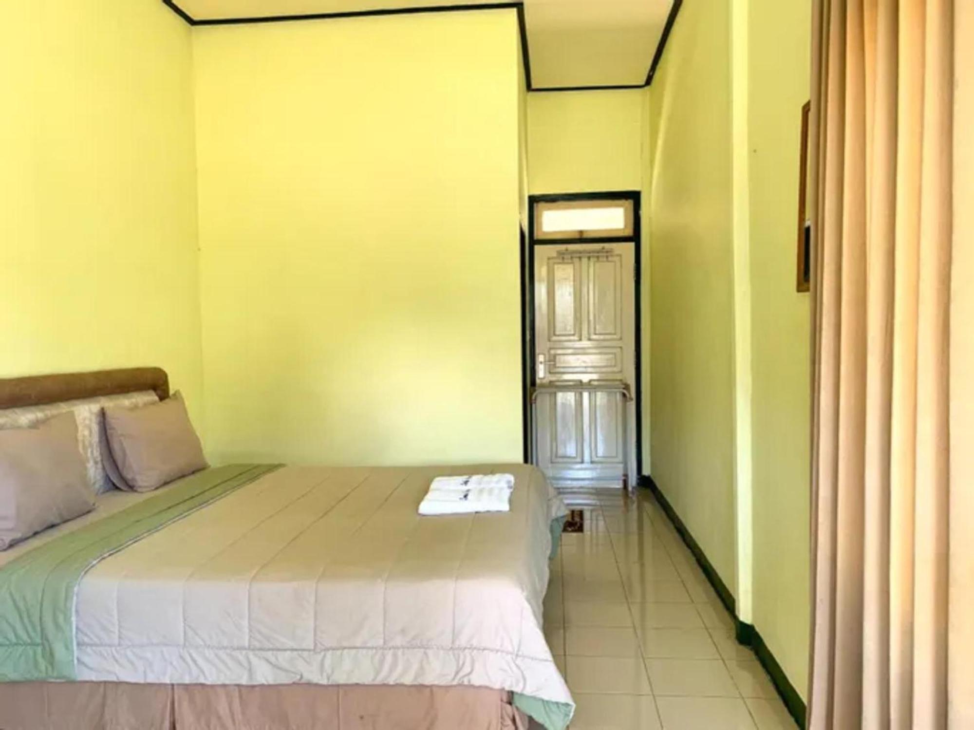 Lembah Rinjani Villa & Resto Syariah By Ecommerceloka Sembalunlawang Exterior foto
